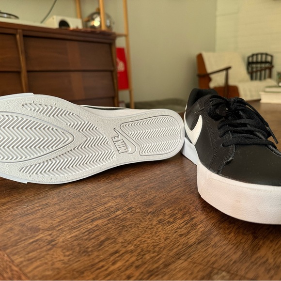 Nike Court Royal - Picture 4 of 5